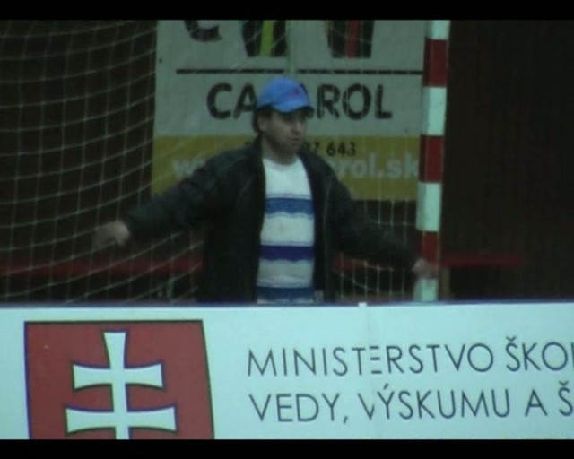 Fanúšik na volejbale robil show