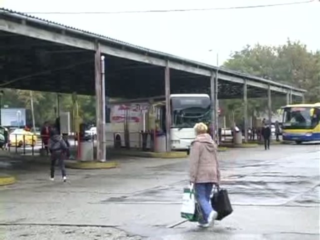 Stanica strašiakom cestujúcich