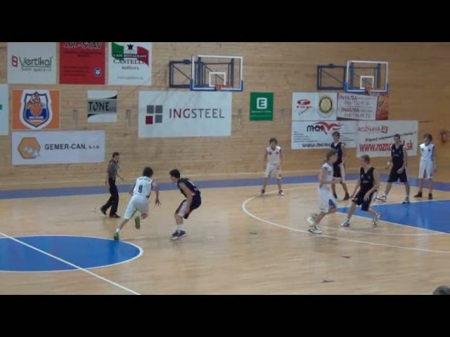 Rožňavskí basketbalisti ťahali za kratší koniec