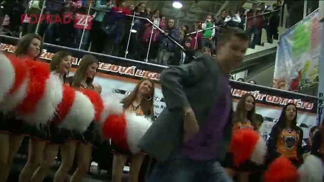 Hráči HC Lev prišli fanúšikom poďakovať za podporu 