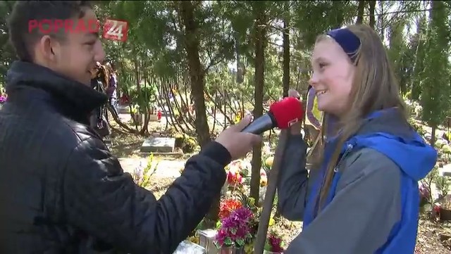 Šiestaci upratovali cintorín, poradili si aj s mikrofónom