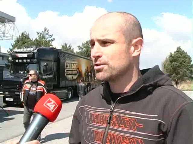 Po Prešove sa prehnalo 320 motorkárov na harleyoch