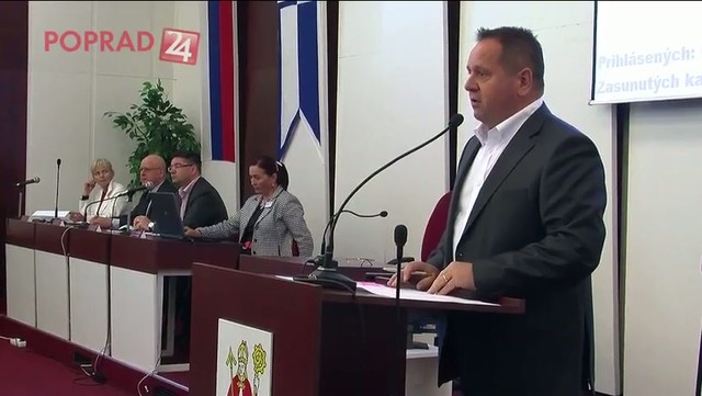 Poslanci predali futbalový štadión. 3. liga neistá