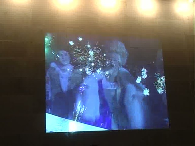 VIDEO: Francúzsku kráľovnú vyprevadili standing ovation