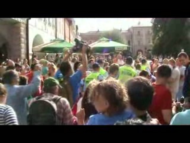 Eufória na námestí: Žilinčania privítali Petra Sagana !