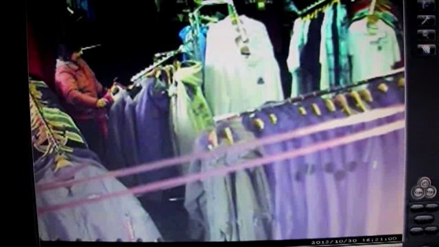 Zlodejka v akcii v žiarskom obchode