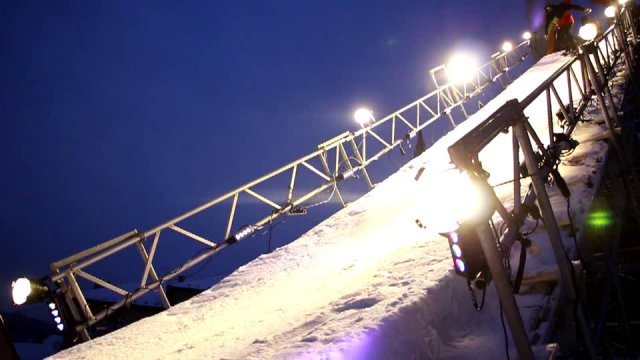 Adrenalínové kremnické námestie: SUBARU Big AIR v meste 2013
