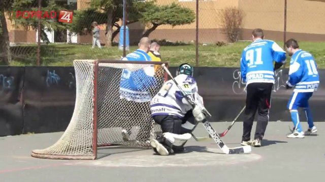 Hokejbalová liga pokračovala ďalším kolom. Hráči neskrývali i negatívne emócie