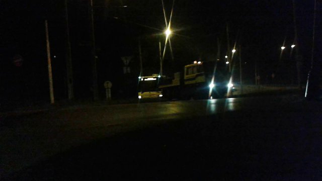 Galéria: Pracovníci Dopravného podniku v Žiline museli riešiť mimoriadnu udalosť